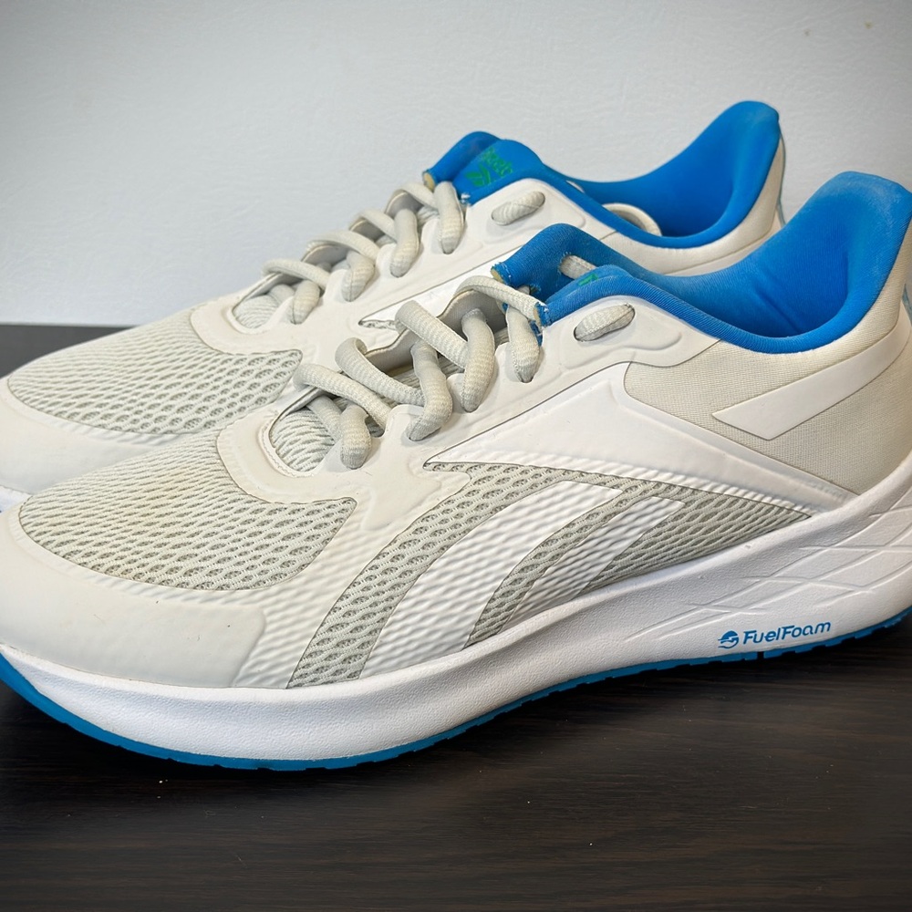 Reebok White and Blue Running Shoes (size 9us)